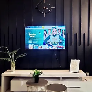Apartment Living Unit In Metro, Manila