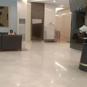 Apartment The Iconic: Comfortable Living By Awsom Phil, Manila